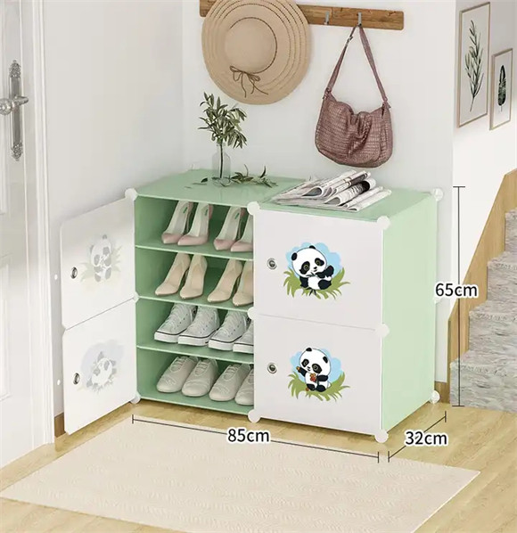 Shoe rack with cover